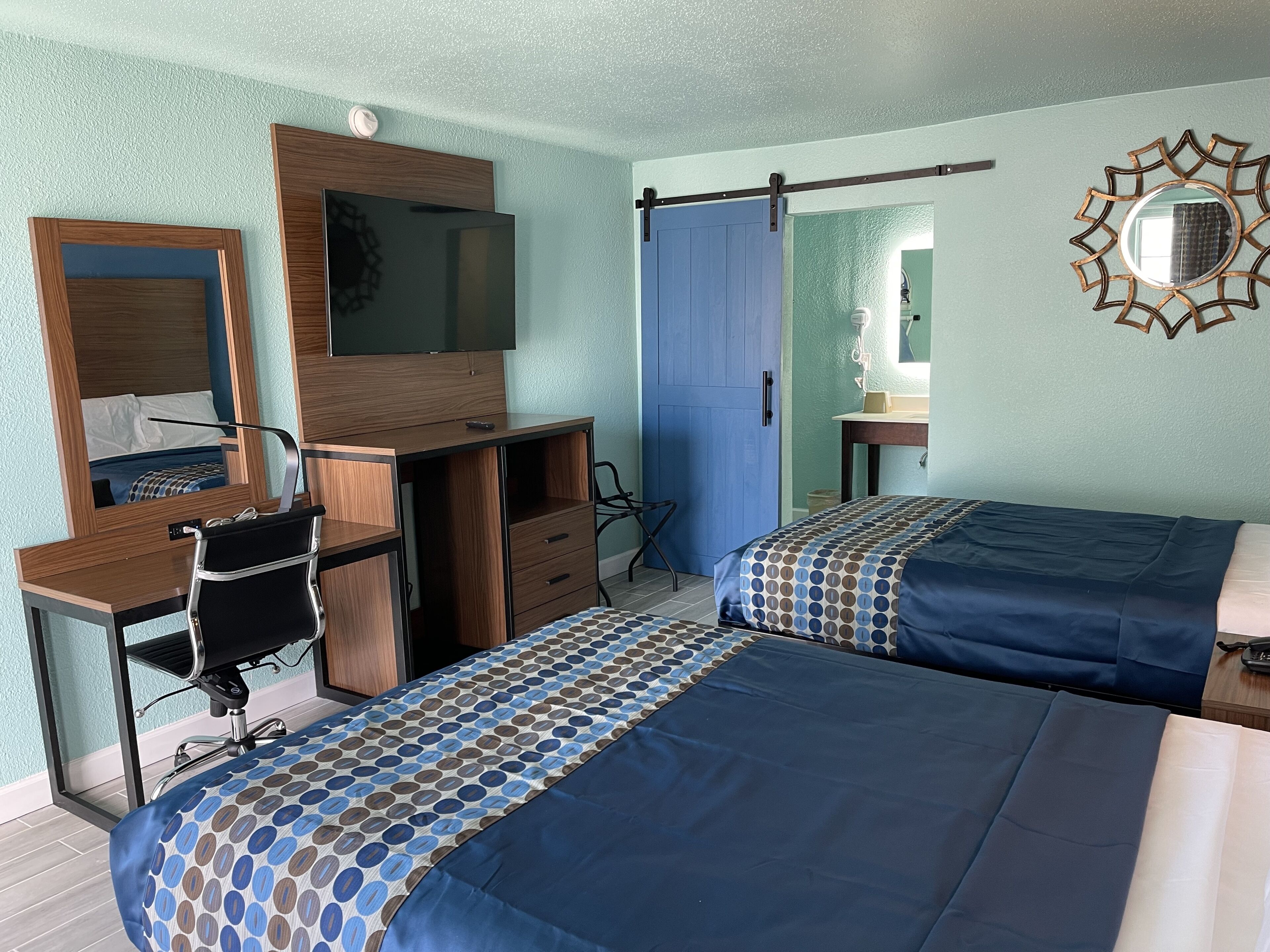 basic double room | 1 bedroom, iron/ironing board, free wifi, bed sheets