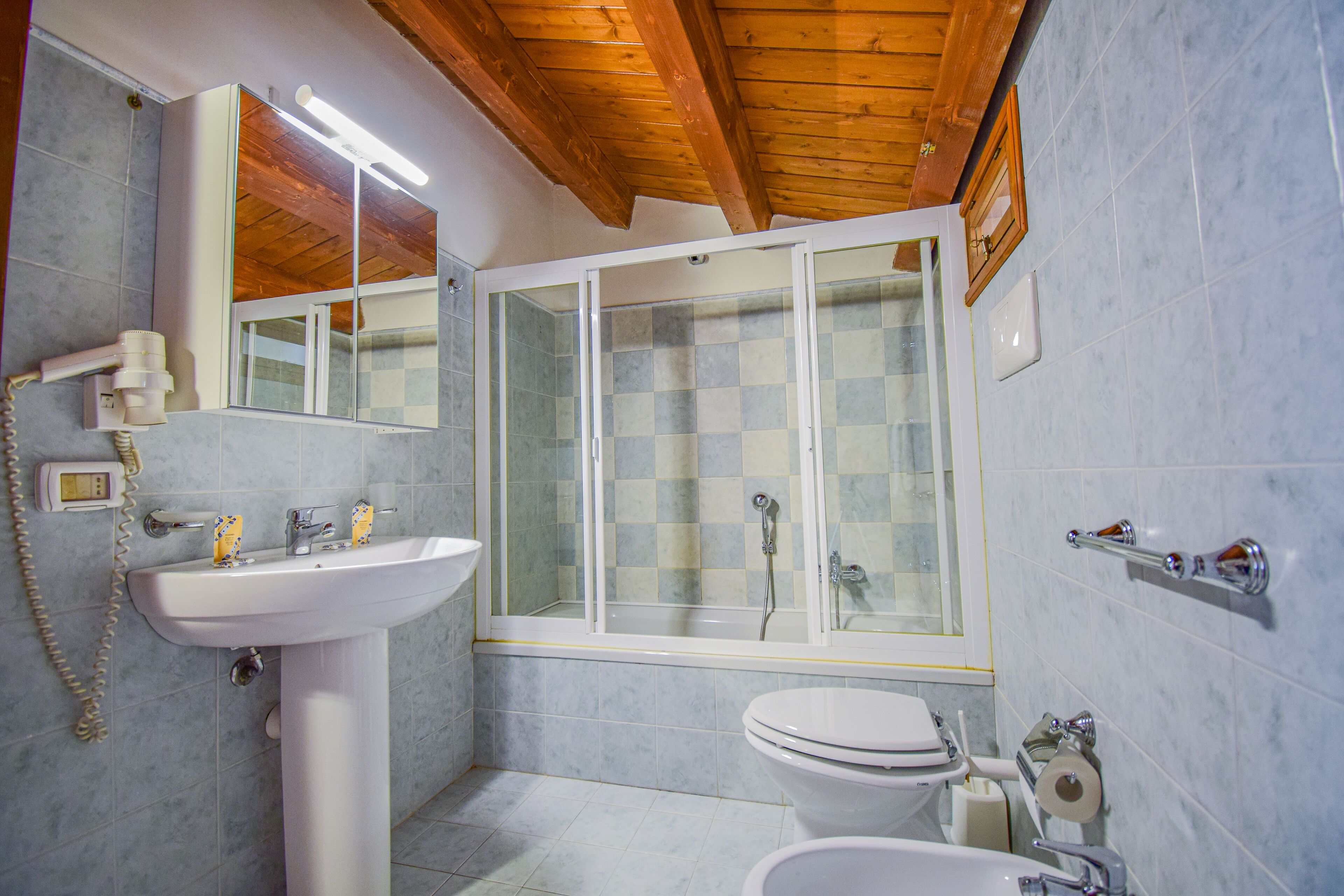 Photo - Case Ruggero