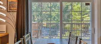 Cozy chalet with river access, sauna & nature