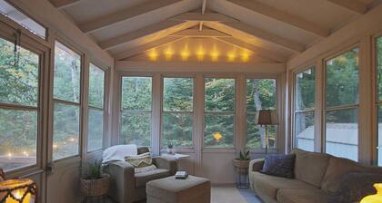 Peaceful Higgins Lake Retreat