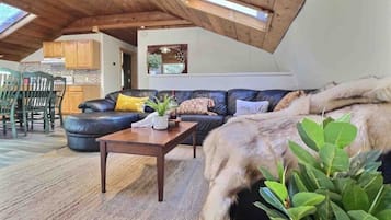 Smart TV, fireplace, video games, stereo