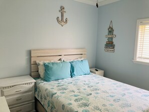 2 soverom, memory foam-senger, strykejern/-brett og wi-fi (inkludert)