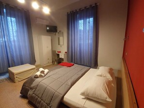 3 quartos, Wi-Fi de cortesia, roupa de cama