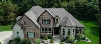 NEW!! Luxury throughout. Sleeps 12. Just 5 miles to ND. Theater. Bar. Hot Tub.