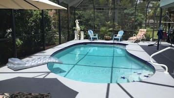 Piscine extérieure, piscine chauffée