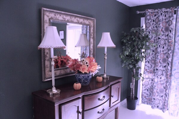 Interior - A private 2BR & living area w/ patio for 4 (Manassas Park)