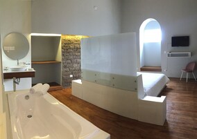 Ropa de cama de alta calidad, wifi gratis y ropa de cama 