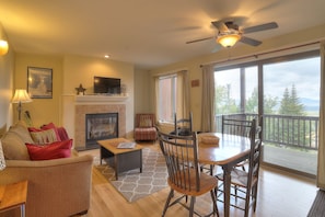 TV, fireplace - Saddleback - South Branch Condo 9-1 - ground floor unit (Rangeley)