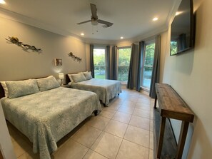 6 habitaciones, tabla de planchar con plancha y wifi gratis 