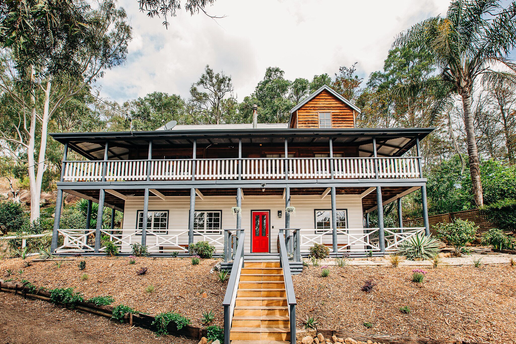 two8seven5 boutique stays - in the Wollombi Village