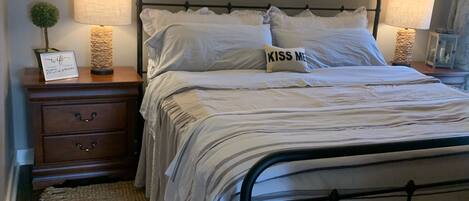 1 makuuhuone, silitysrauta/-lauta, Wi-Fi, vuodevaatteet