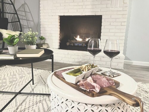 Cute Cozy Catskill Escape