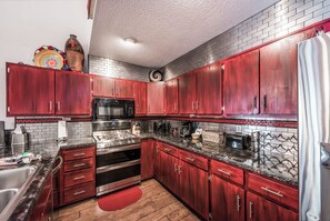 Studio (2 Bedrooms) | Fasilitet på overnattingsstedet