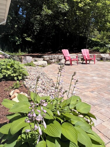 2 Bed, 2 Bath Cozy Home Across from Zoo in the heart of Baraboo. 