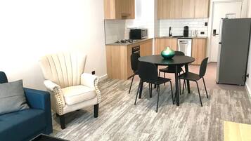 Superior 2 Bedroom Apartment - Non pet friendly | Private kitchen | Mini-fridge, coffee/tea maker, electric kettle