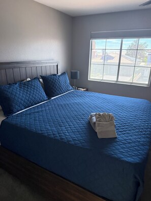3 Schlafzimmer, Bügeleisen/Bügelbrett, kostenloses WLAN, Bettwäsche