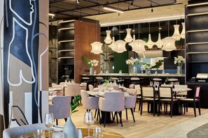 Restaurant - The Rockefeller Hotel by Newmark (Cape Town)