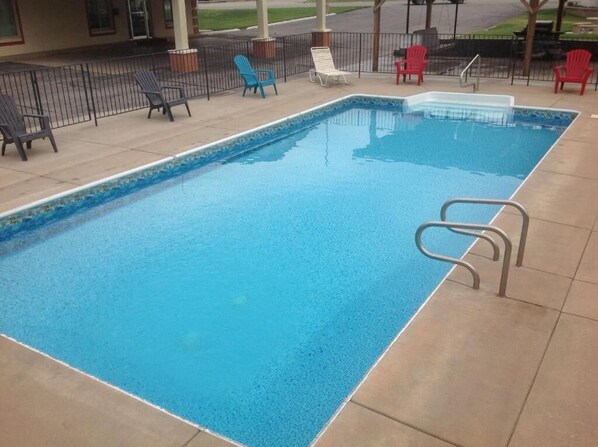 Alberca al aire libre por temporada 