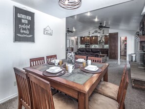 Cabin (High Country Retreat) | Private kitchen