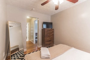 1 habitación y ropa de cama