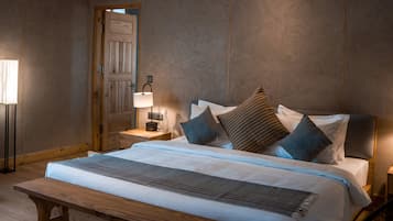 Chambre Club, 1 lit double | Literie de qualité supérieure, matelas mémoire de forme, minibar, bureau