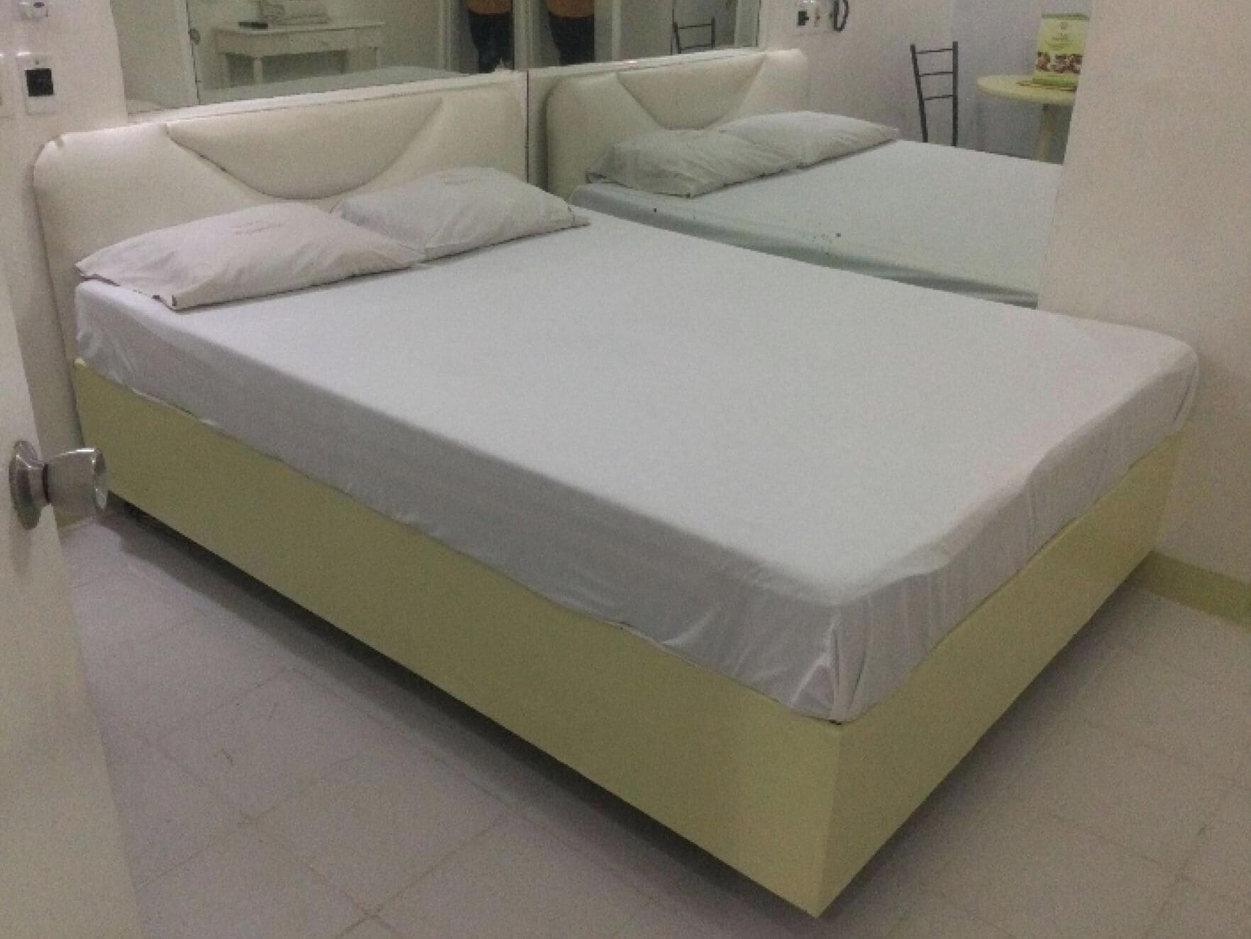 Habitación doble estándar | Wifi gratis y ropa de cama 