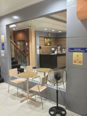 Lobby pihenő