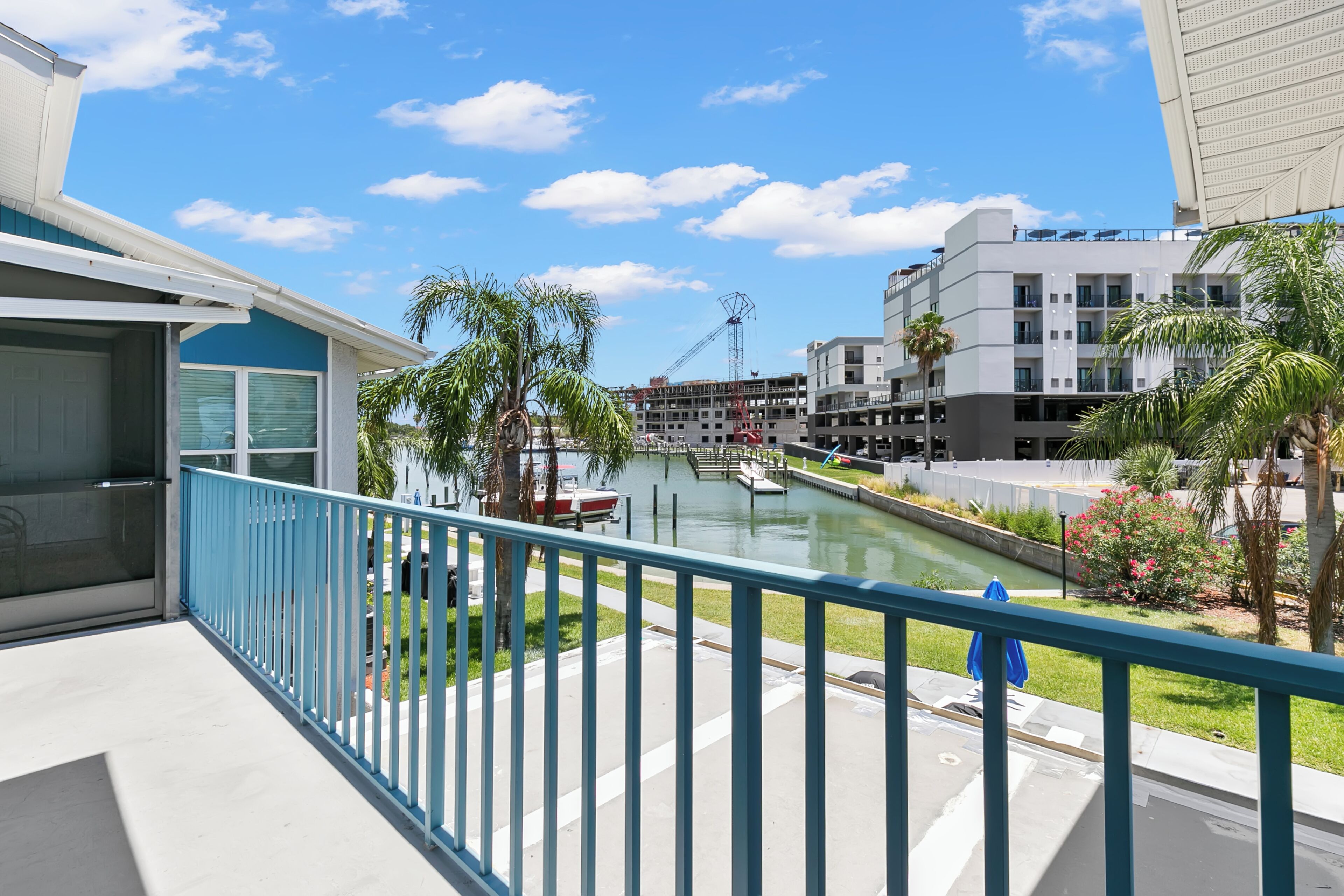 Condo (1 Bedroom) | Front of property