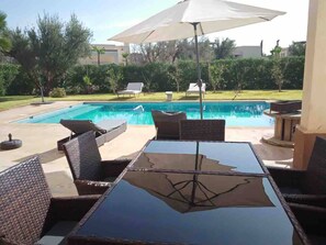 Villa, 3 camere da letto, accessibile ai disabili, terrazzo | Piscina | Piscina all'aperto