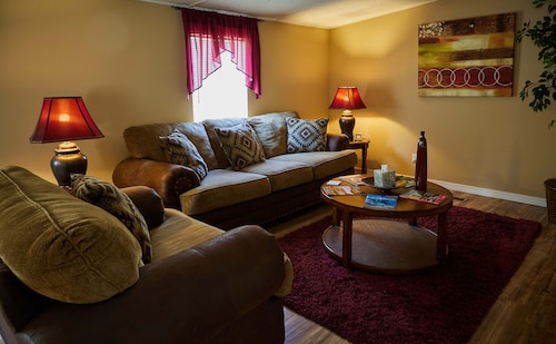 Room-pleasant Days Lodging Tropical Mast