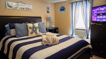 Shared Dormitory, 1 Bedroom, Smoking, Patio | 1 bedroom