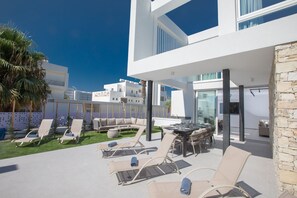 Villa, 5 Bedrooms, Smoking, Private Pool | Exterior