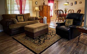 Room, 1 Bedroom, Smoking, Patio | Living room