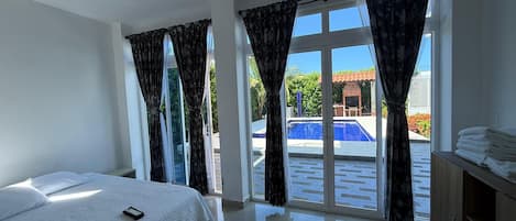 House, 4 Bedrooms, Accessible, Smoking | 4 bedrooms