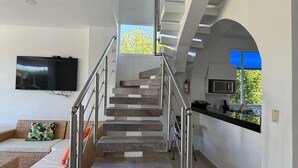 House, 4 Bedrooms, Accessible, Smoking | Living room