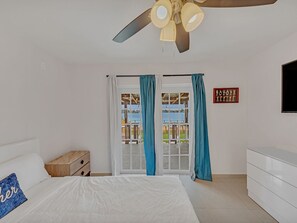 3 bedrooms, travel cot, WiFi