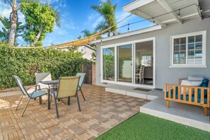 Outdoor dining - Mickey's Magical Hideout 8 minutes to Disney & Convention Center (Anaheim)