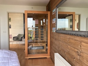 Bungalow, 3 Bedrooms, Patio, Garden View | Sauna