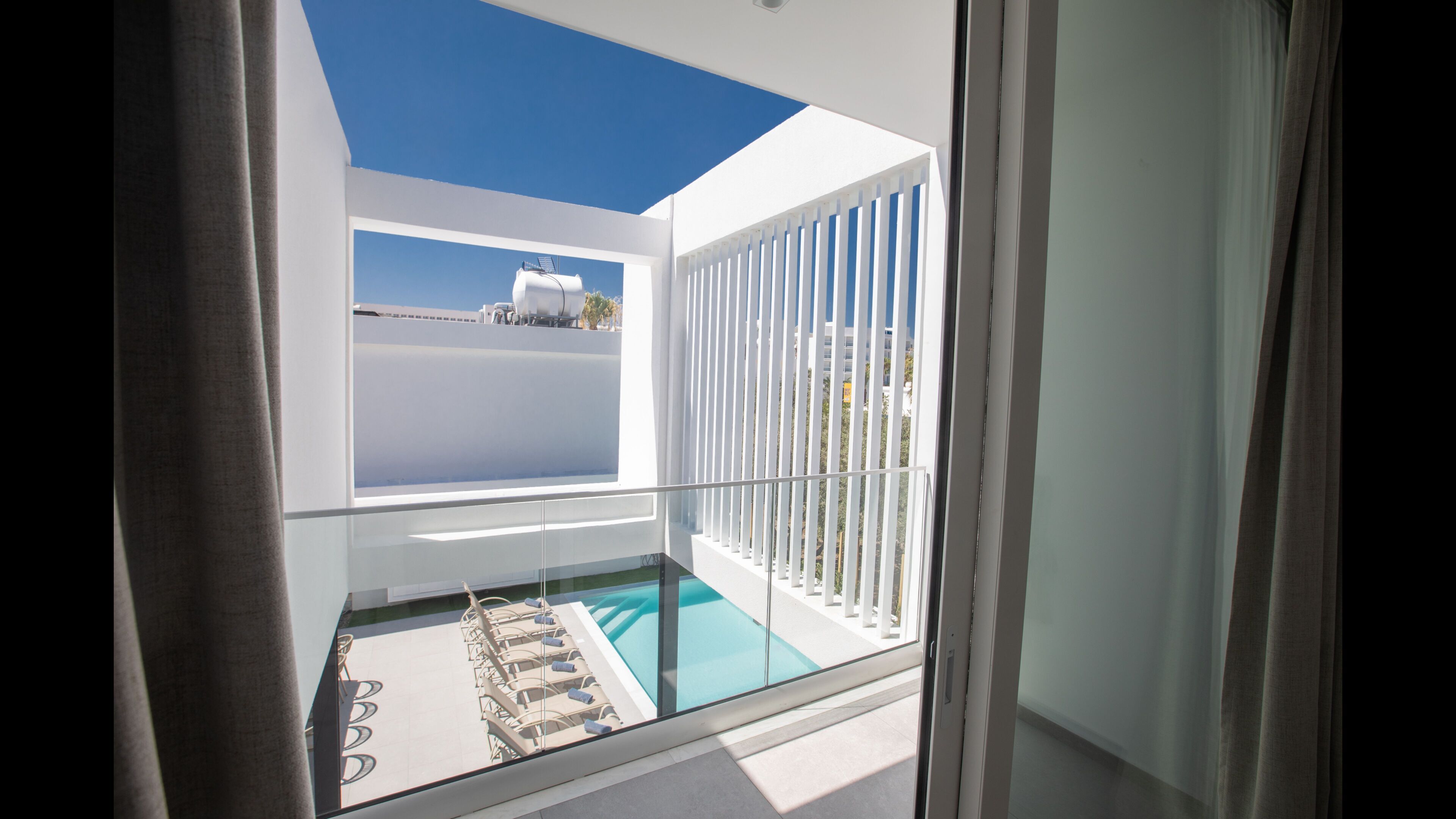 Villa, 5 Bedrooms, Smoking, Private Pool | Balcony