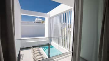 Villa, 5 Bedrooms, Smoking, Private Pool | Balcony