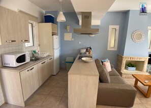 Vila, 2 quartos, piscina particular, vista para o jardim | Parte interna