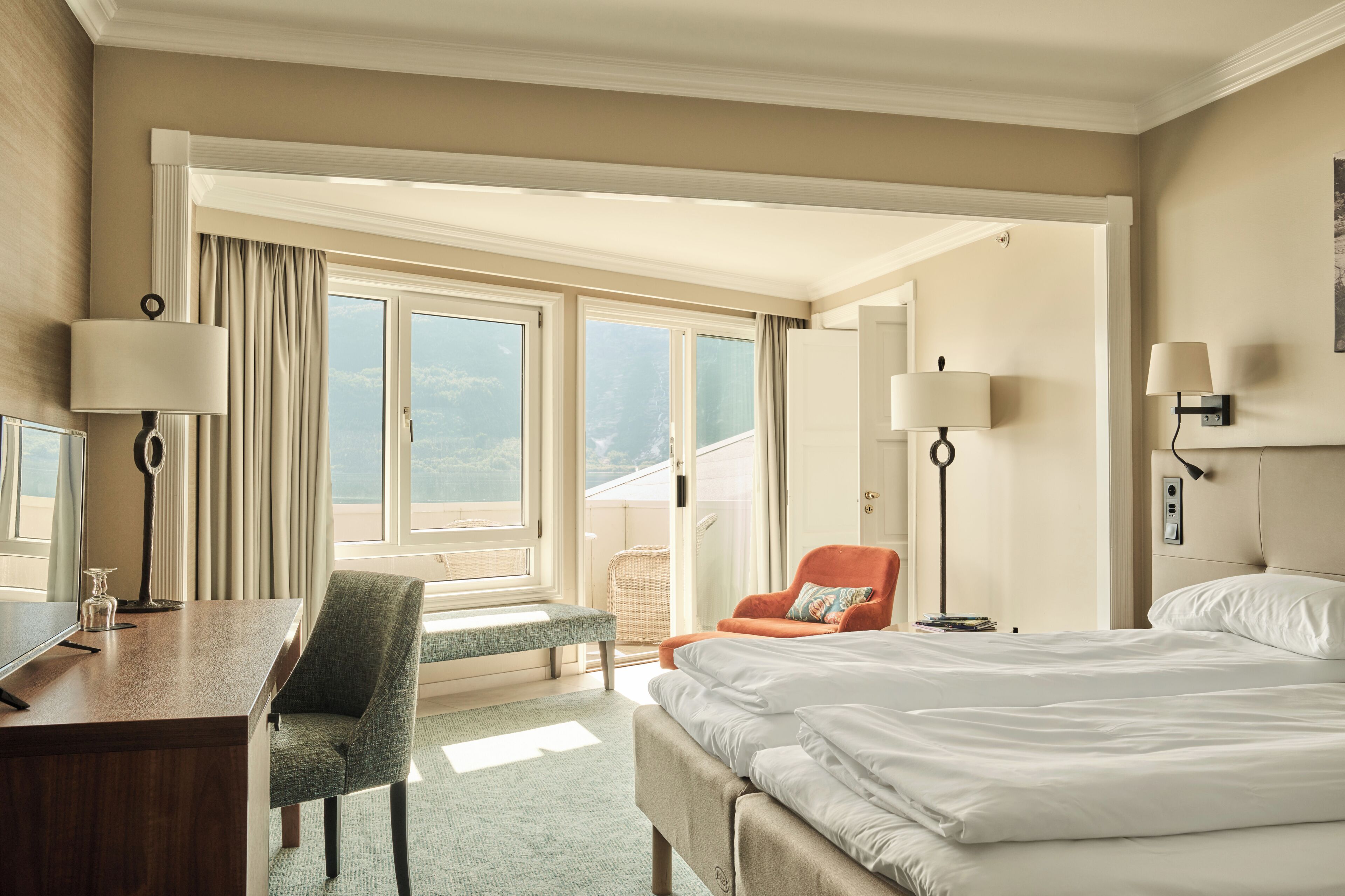 Pillowtop beds, desk, laptop workspace, free WiFi