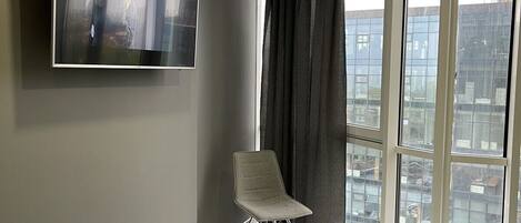 1 camera, Wi-Fi gratuito