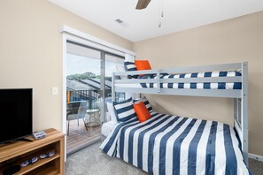 3 bedrooms, desk, iron/ironing board, travel cot
