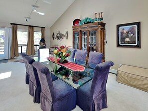 Studio (5 Bedrooms) | Property amenity