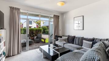 Smart-TV, Tischtennisplatte