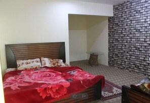 Standard Triple Room | Iron/ironing board, free WiFi - Fairy Garden & Resorts (Karimabad)