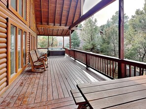 Studio (2 Bedrooms) | Property amenity - Wine N Pines by Ruidoso Vacation Rentals (Alto)