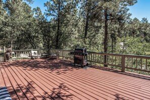 Estudio (3 Bedrooms) | Servicio de la propiedad