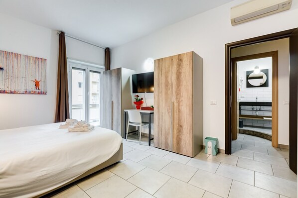 1 chambre, bureau, Wi-Fi gratuit, draps fournis